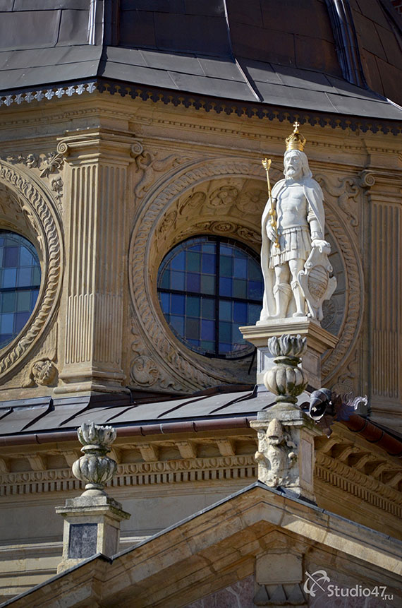 собор святых Станислава и Вацлава в Кракове