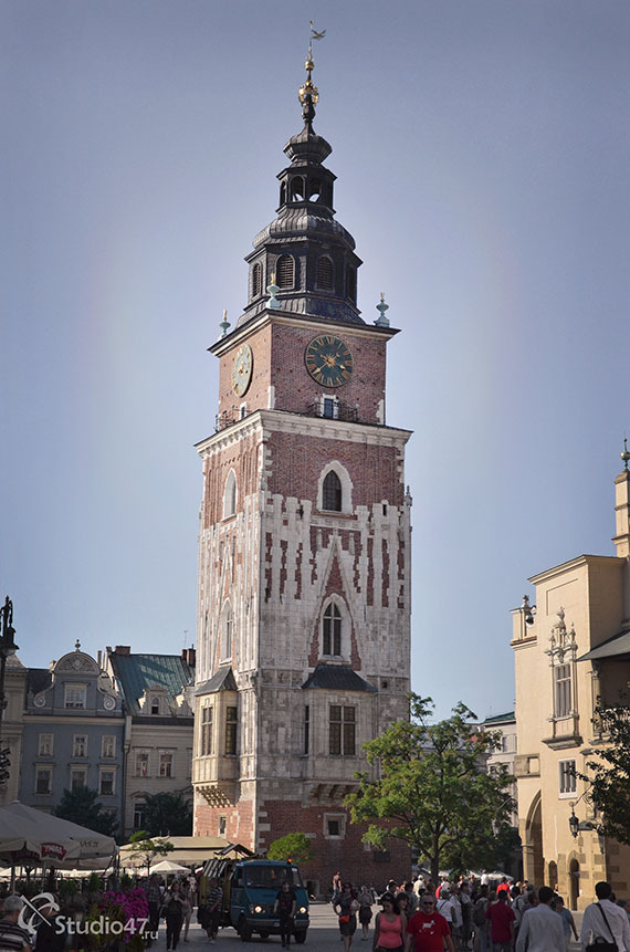 Башня ратуши у Главного рынка в Кракове