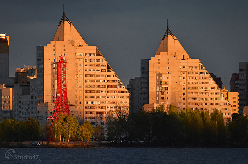 Воронежский маяк в парке Алые Паруса