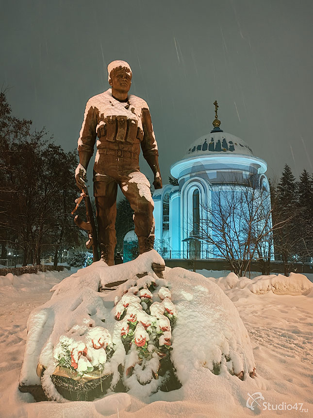 Памятник воинам-интернационалистам в Воронеже