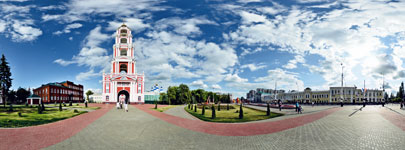 Площадь перед Казанским мужским монастырем